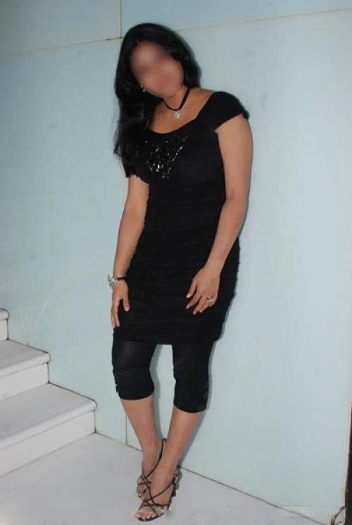 Call Girls Mangolkote